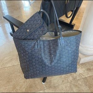 Grey goyard tote with pouch. Preowned minor wear